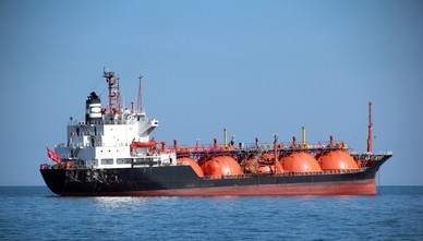 Liquid gas tanker cargo operations